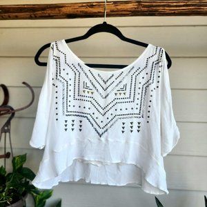 White crop cold shoulder flowy top
